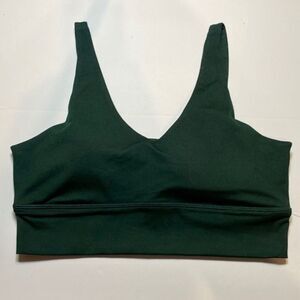 Coreio woman’s emerald green sports bra. Size M. NWT